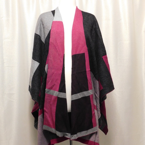 Lauren Ralph Lauren Jacquard-Knit Cape Sweater - Picture 2 of 4